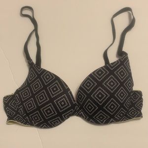 Pink Victoria Secret wear everywhere push-up 32B